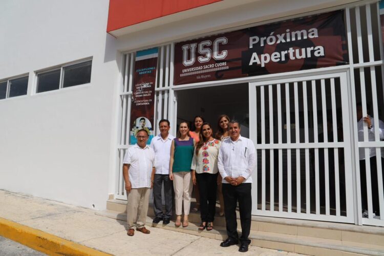 Inaugura Atenea Gómez primera universidad de Isla Mujeres