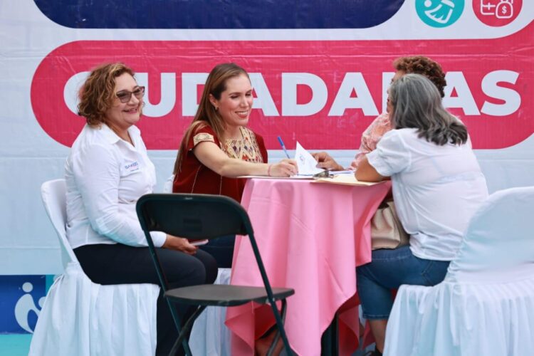 Promueve Atenea Gómez Ricalde participación ciudadana a través de las Audiencias Ciudadanas