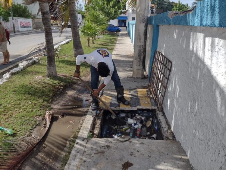 Activa Atenea Gómez "Operativo Tormenta" en Isla Mujeres