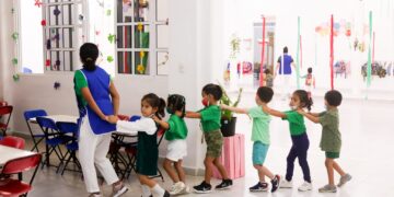 Implementan clases de artes e inglés en los CADI de Playa del Carmen