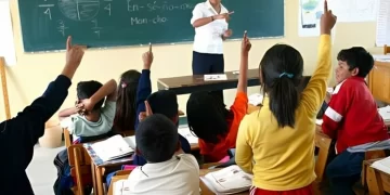 Permitirá publicación de programas de planes de estudio distribuir libros de texto: SEP