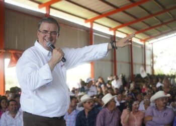 Declinación de Santiago Creel es para ganarle a Beatriz Paredes: Marcelo Ebrard
