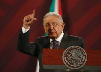 El gobierno no está facultado para cambiar solicitud de presupuesto del INE: AMLO