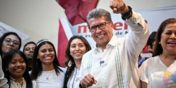 Sin importar resultado de la encuesta, seguiré en Morena: Ricardo Monreal