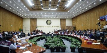 El INE ordena a AMLO evitar dichos contra Xóchitl Gálvez