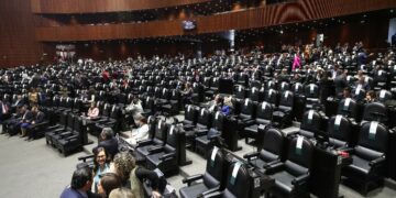 Anuncia oposición acciones contra distribución de libros de texto