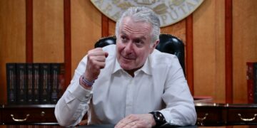 Concede Comisión Permanente licencia indefinida a Santiago Creel