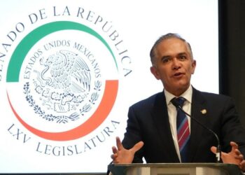 Miguel Angel Mancera impugna selección de candidatos por el Frente Amplio