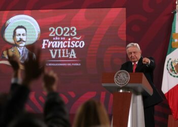 Sin problemas cierra fase de recorridos de "corcholatas", señala AMLO