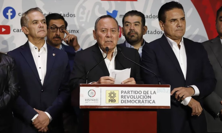 Consultará PRD a militancia si continúa o no en el Frente Amplio: Jesús Zambrano