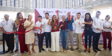 Ana Paty Peralta y Mara Lezama dan certeza jurídica a patrimonio de cancunenses