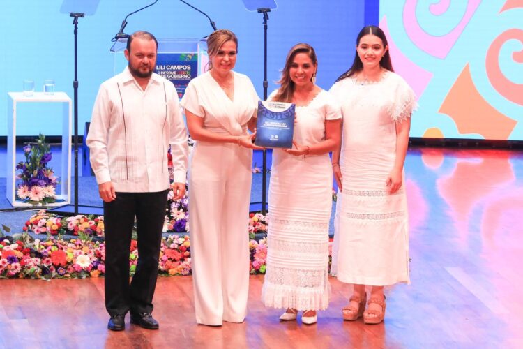 Renovamos en Playa del Carmen con trabajo y de la mano de los ciudadanos: Lili Campos