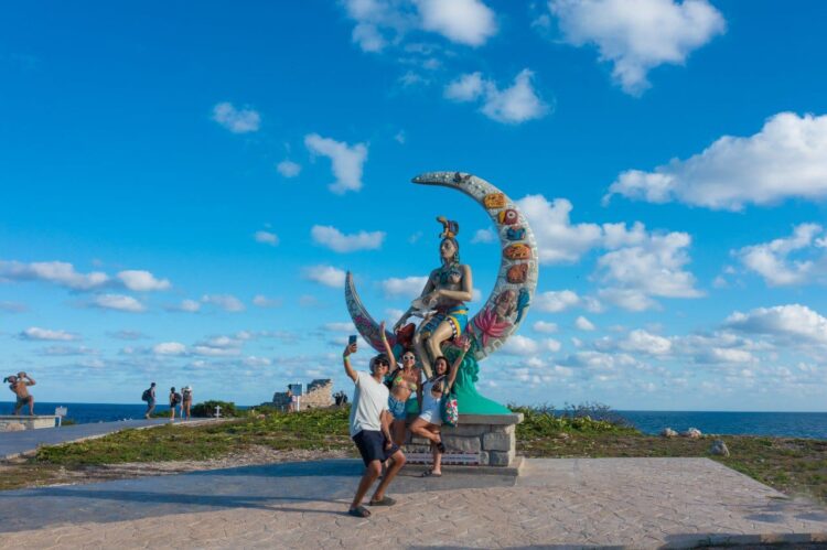 Isla Mujeres se posiciona como un destino turístico de talla internacional