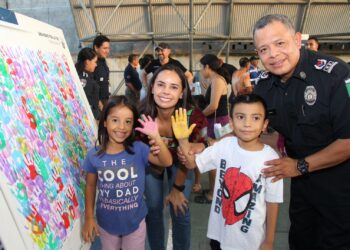 Ana Paty Peralta reconstruye tejido social junto a los cancunenses