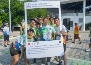 Realizan con éxito Carrera “Píntate por la Juventud” en Playa del Carmen