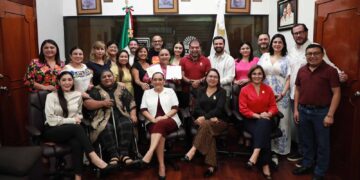 XVII Legislatura recibe iniciativas de reforma de la gobernadora Mara Lezama