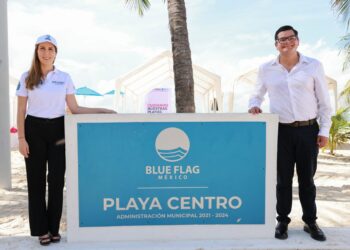 Reciben Playa Norte y Playa Centro en Isla Mujeres certificación Blue Flag