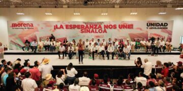 Suma Claudia Sheinbaum a expriistas y pide unidad