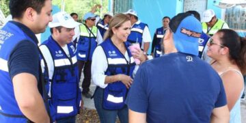 Atiende Lili Campos peticiones de habitantes de El Petén