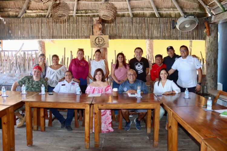 Restaurantes de Puerto Morelos anuncian campaña gastronómica en el mes patrio