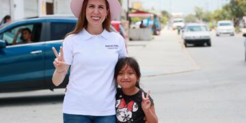 Mantiene Atenea Gomez limpia y ordenada a Isla Mujeres con programas permanentes