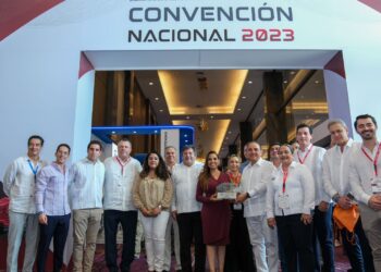 Inaugura Mara Lezama Convención Nacional de CANACAR