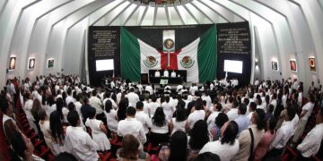 XVII Legislatura recibe el Primer Informe de la gobernadora Mara Lezama