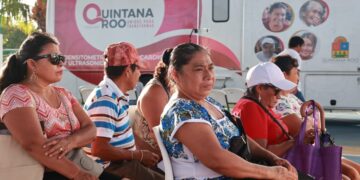 Llega a Zona Insular de Isla Mujeres unidades móviles del programa "Salud para Tod@s"