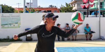 Impulsa gobierno de Isla Mujeres bienestar de los adultos mayores