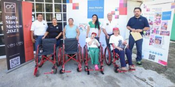 Destacan programas de apoyo a grupos vulnerables en Puerto Morelos