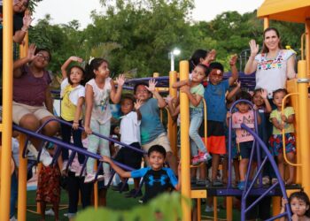 Inaugura Atenea Gómez parque infantil 'El Centauro' en Ciudad Mujeres