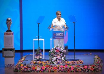 Con trabajo y orden, responde Lili Campos a ataques y guerra sucia