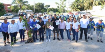 Blanca Merari encabeza jornada de Mega Arborización en Puerto Morelos