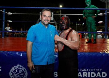 El Sagrado hace de las suyas y triunfa en Playa del Carmen