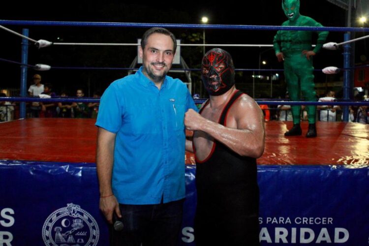 El Sagrado hace de las suyas y triunfa en Playa del Carmen