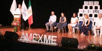 Lili Campos inaugura foro regional Amexme 2030