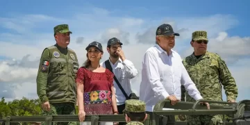 AMLO anuncia inauguración del aeropuerto de Tulúm en diciembre