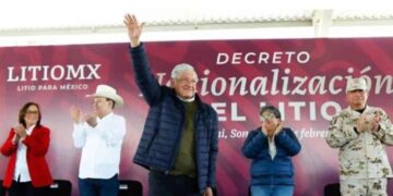 Avanza AMLO en su cruzada por el litio; cancela nueve concesiones