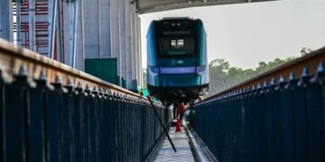 AMLO realiza primer recorrido de supervisión a bordo del Tren Maya