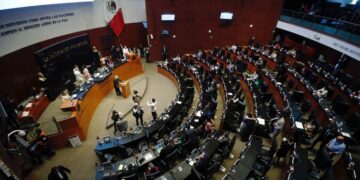 Senadores aprueban reforma para evitar se empalmen dos legislaturas