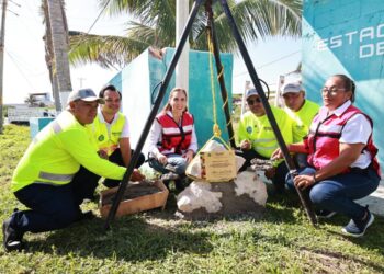 Refrenda compromiso Atenea Gomez Ricalde con la dignificación laboral para trabajadores del Ayuntamiento en Isla Mujeres