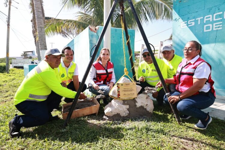 Refrenda compromiso Atenea Gomez Ricalde con la dignificación laboral para trabajadores del Ayuntamiento en Isla Mujeres