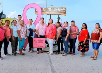 Fortalece Atenea Gómez Ricalde prevención y detección del cáncer de mama