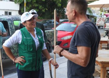 Blanca Merari encabeza jornada del programa “Limpiamos tu colonia” en el Casco Antiguo