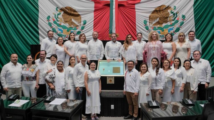 Sigamos trabajando para lograr bienestar y prosperidad compartida: Mara Lezama