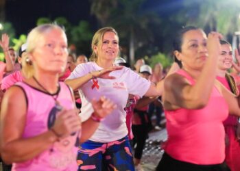Invitan a participar en actividades deportivas del mes rosa en Playa del Carmen