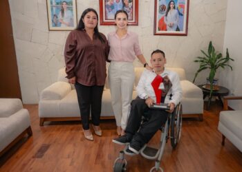 Gana Ana Paty Peralta Premio Nacional por Ventanilla Única inclusiva en Cancún