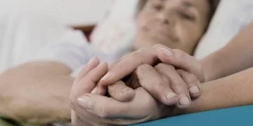 Presentan diputados iniciativa para incluir eutanasia en Ley General de Salud