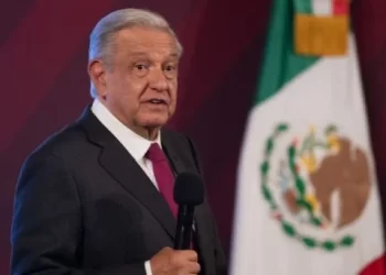 Convoca AMLO a presidentes de 11 países a una reunión para buscar soluciones a la migración