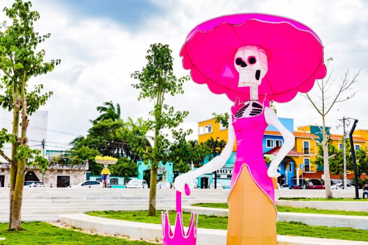 A celebrar “Janal Pixan” en la plaza 28 de Julio de Playa del Carmen